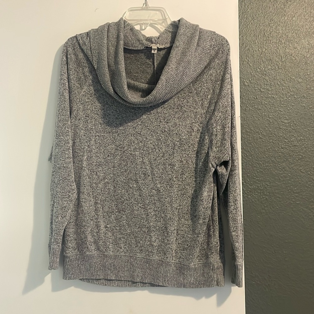 Gray turtle neck